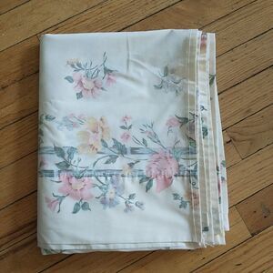 Vtg JP Stevens Queen Size Flat Sheet Only Pink Floral Pastel No Iron Percale